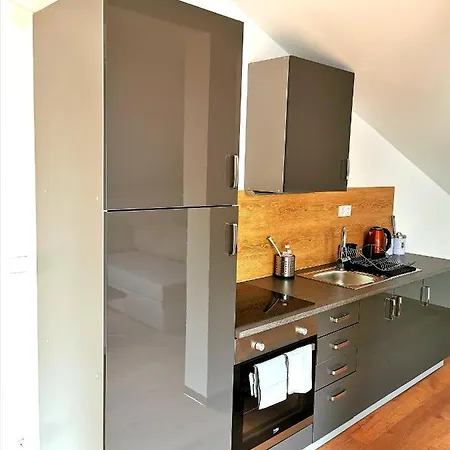 Herrenhaus-henriettenhof Apartamento *