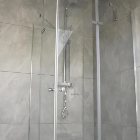 Herrenhaus-henriettenhof *