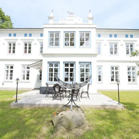 Apartment Herrenhaus-henriettenhof
