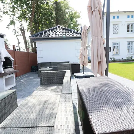 Herrenhaus-henriettenhof * Grömitz