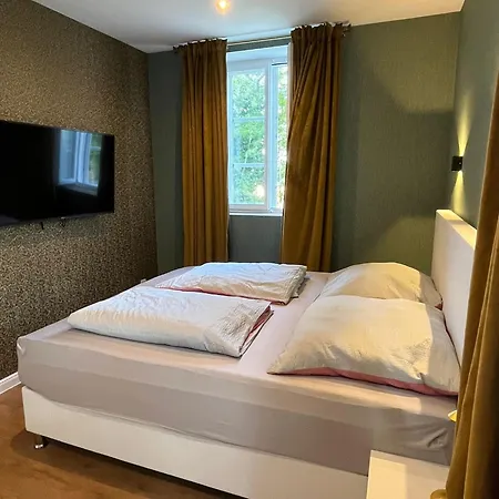 Apartment Herrenhaus-henriettenhof