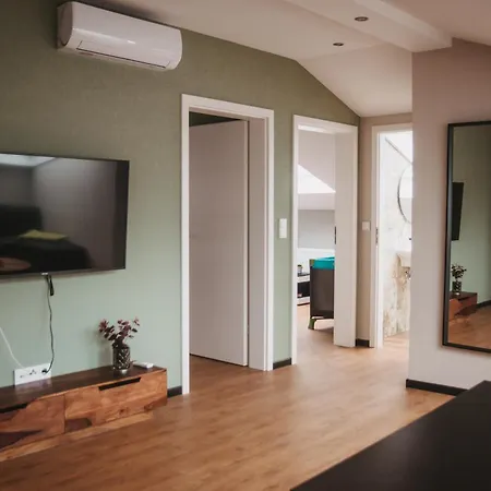 Herrenhaus-henriettenhof *