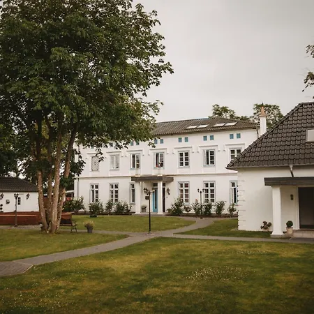 Apartment Herrenhaus-henriettenhof *