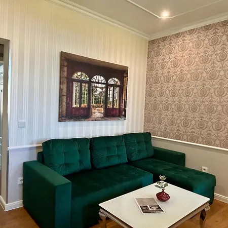 Herrenhaus-henriettenhof Apartment Groemitz